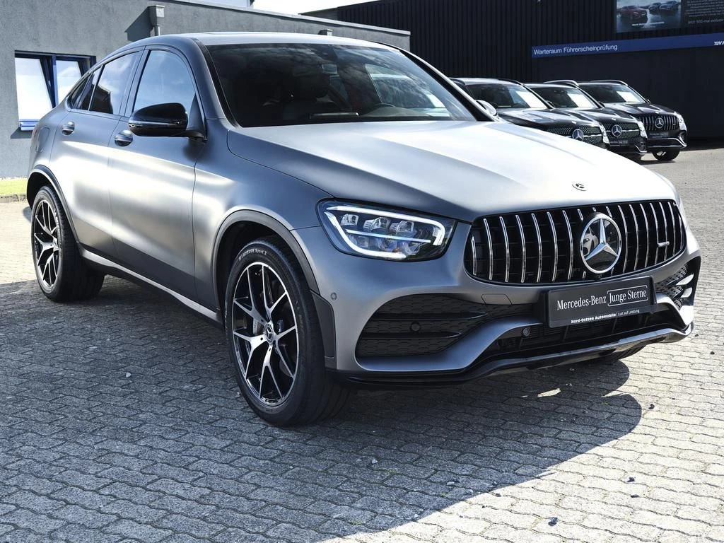 Mercedes-Benz-GLC 200-image-4