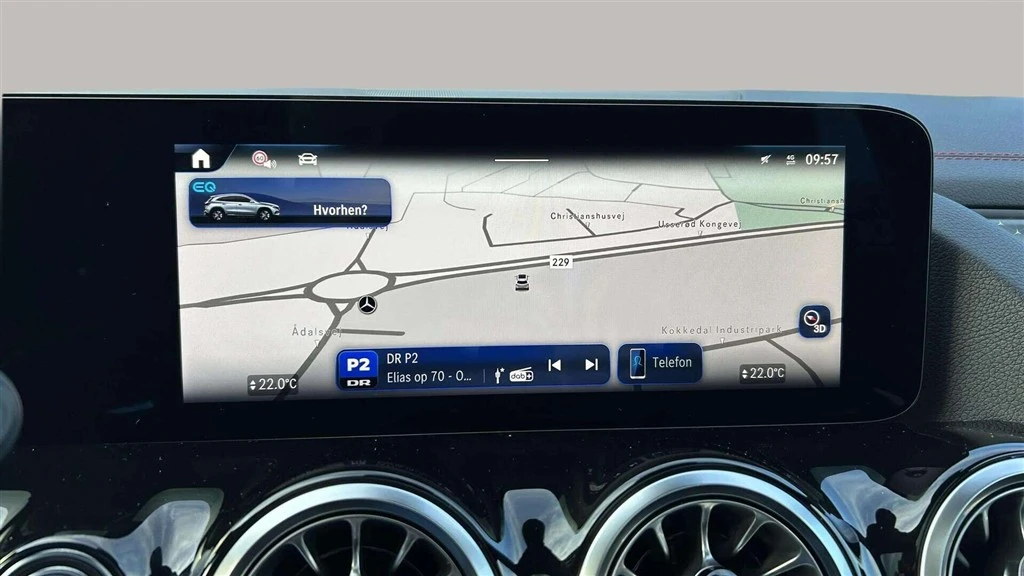 Mercedes-Benz-EQA-image-15