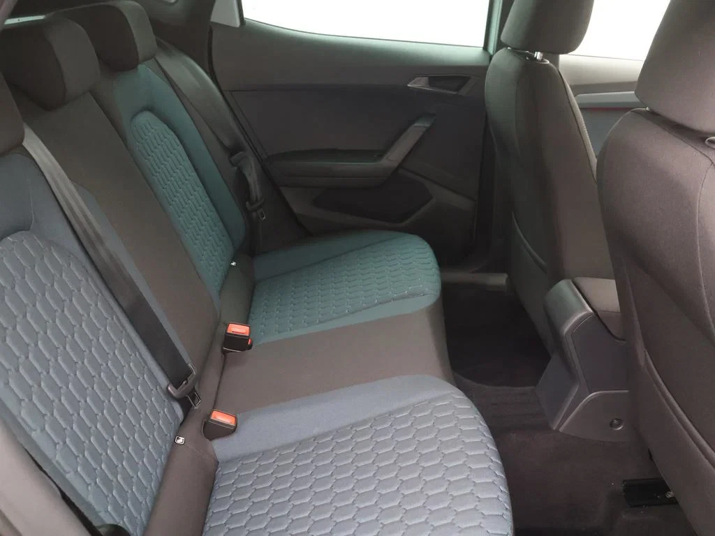 SEAT-Ibiza-image-10