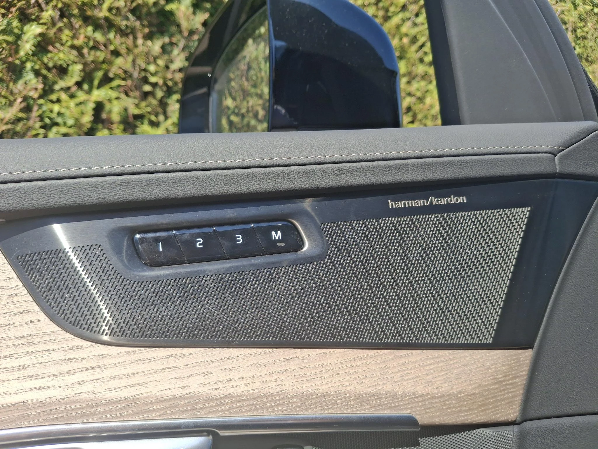 Volvo-XC90-image-15