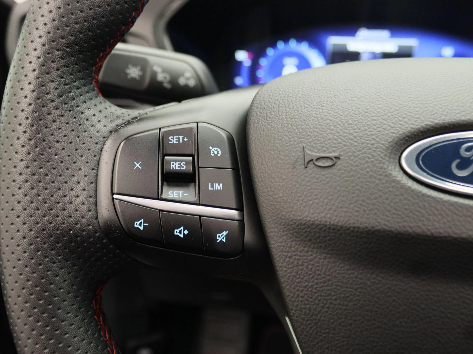Ford-Kuga-image-20
