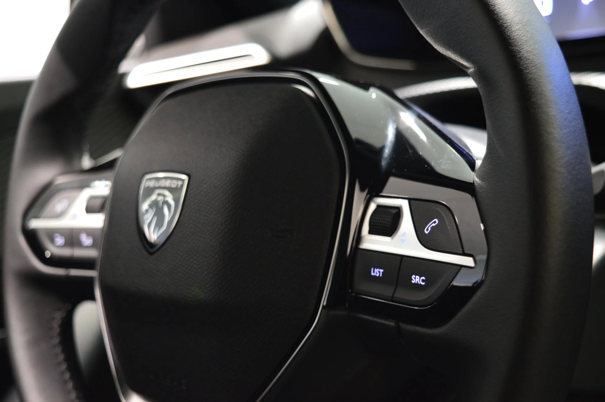 Peugeot-2008-image-14