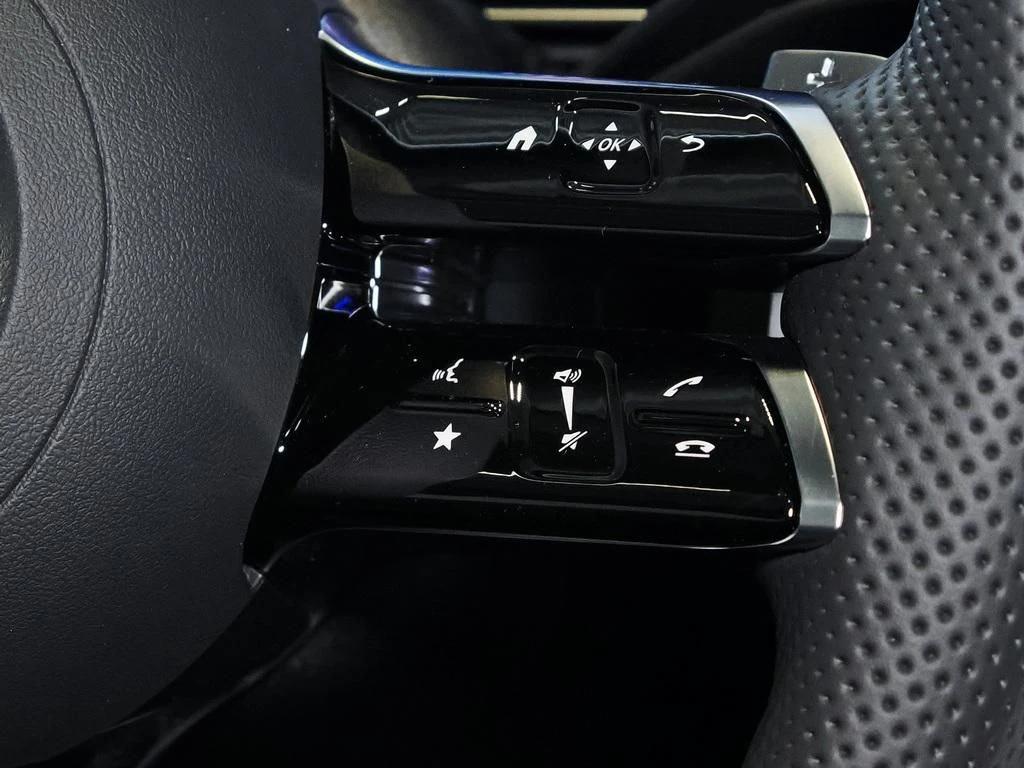Mercedes-Benz-GLC 220 d-image-9
