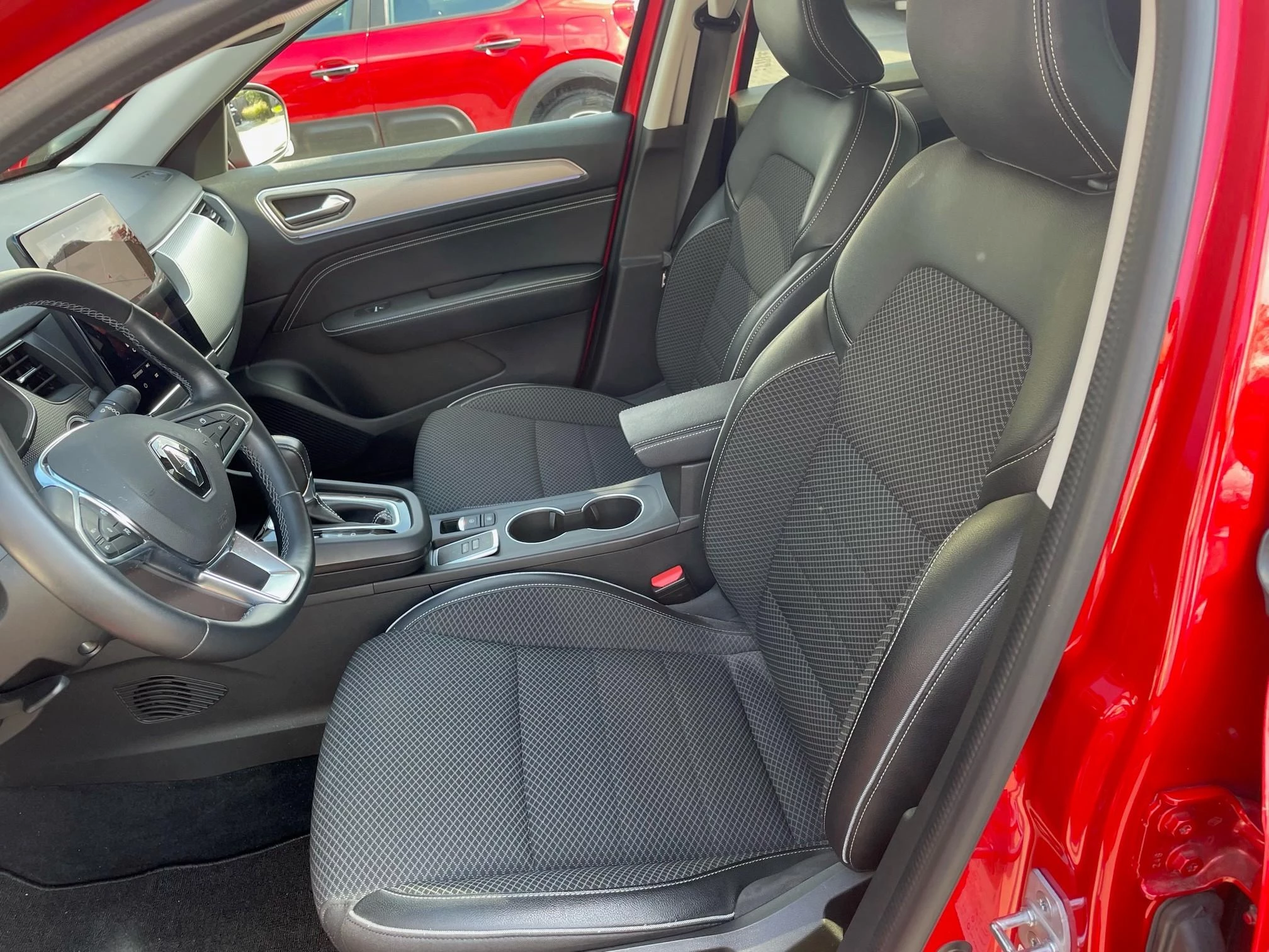 Renault-Arkana-image-9