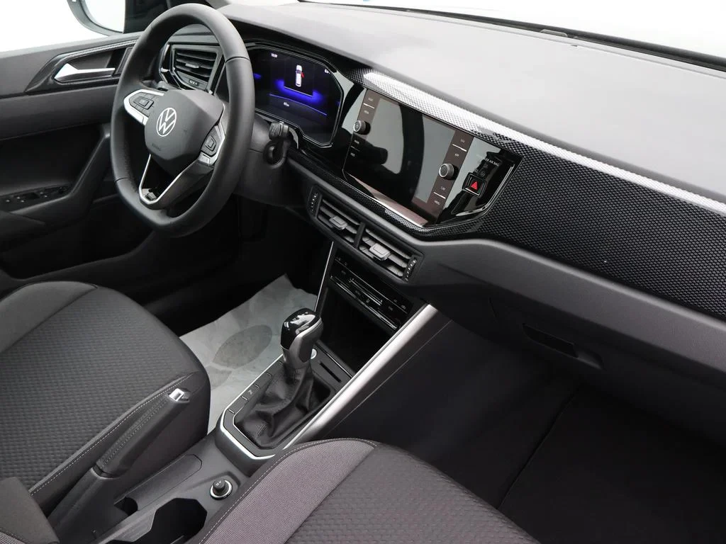 Volkswagen-Taigo-image-2