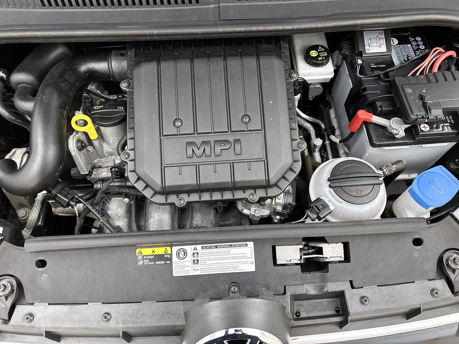 Volkswagen-up!-image-19