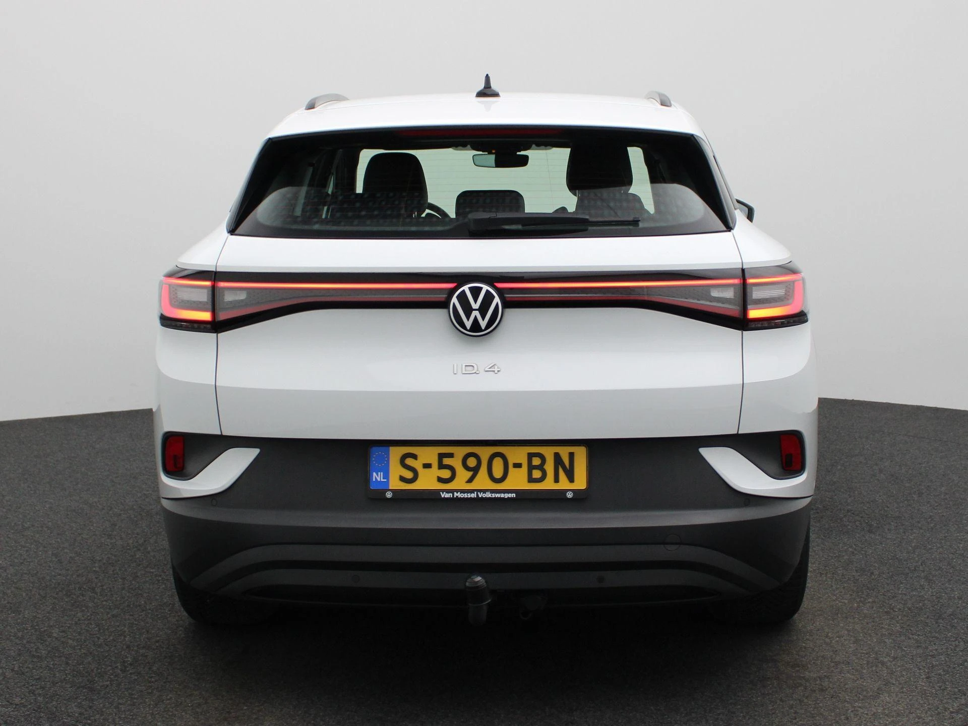 Volkswagen-ID.4-image-4