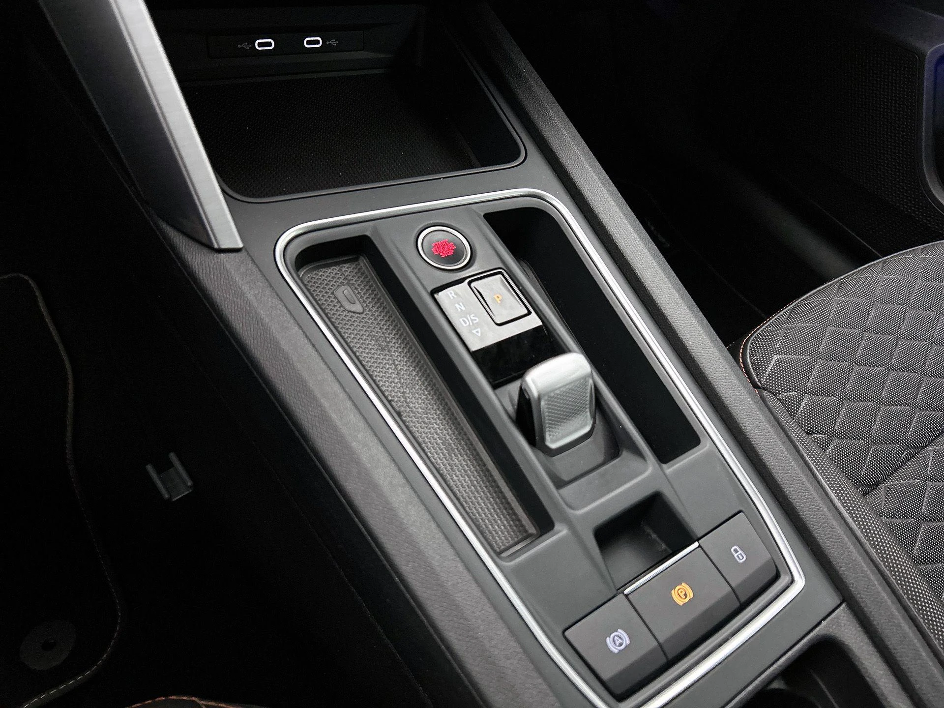 SEAT-Leon-image-19