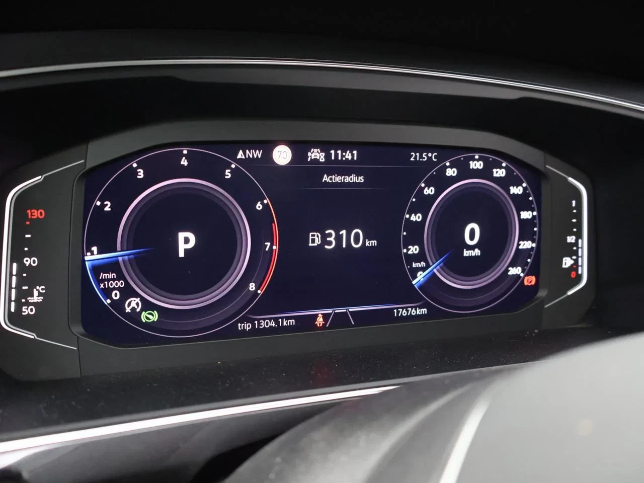 Volkswagen-Tiguan Allspace-image-15