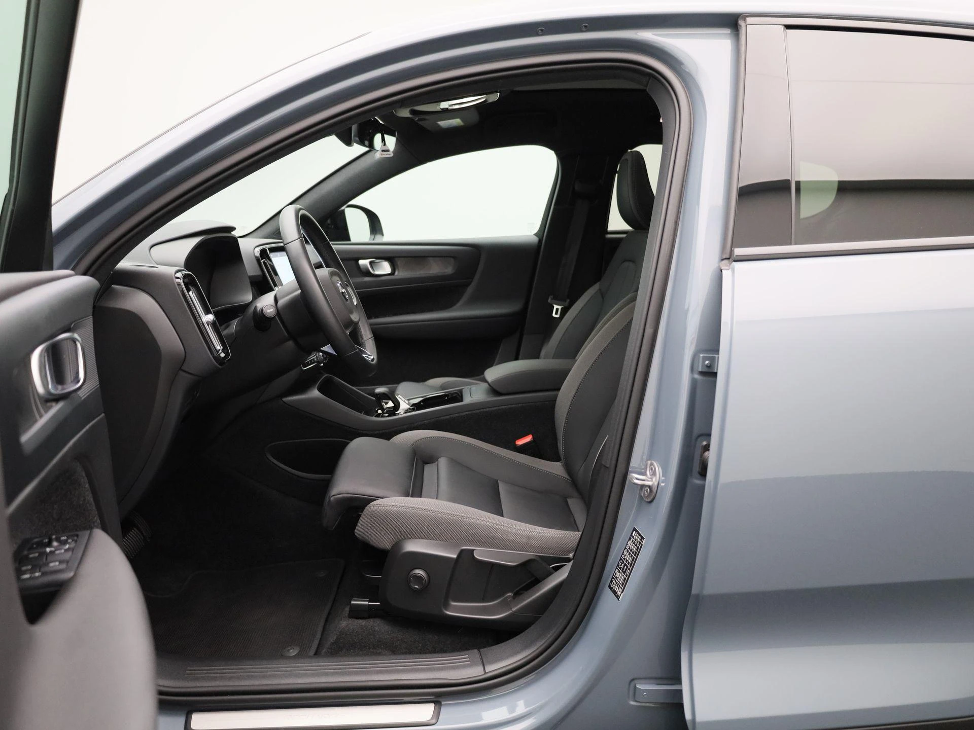 Volvo-C40-image-8