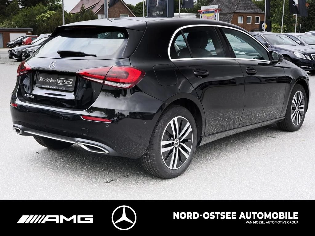 Mercedes-Benz A-Klasse 250 e PROGRESSIVE KAMERA TEMPO MBUX SITZHZG Progressive