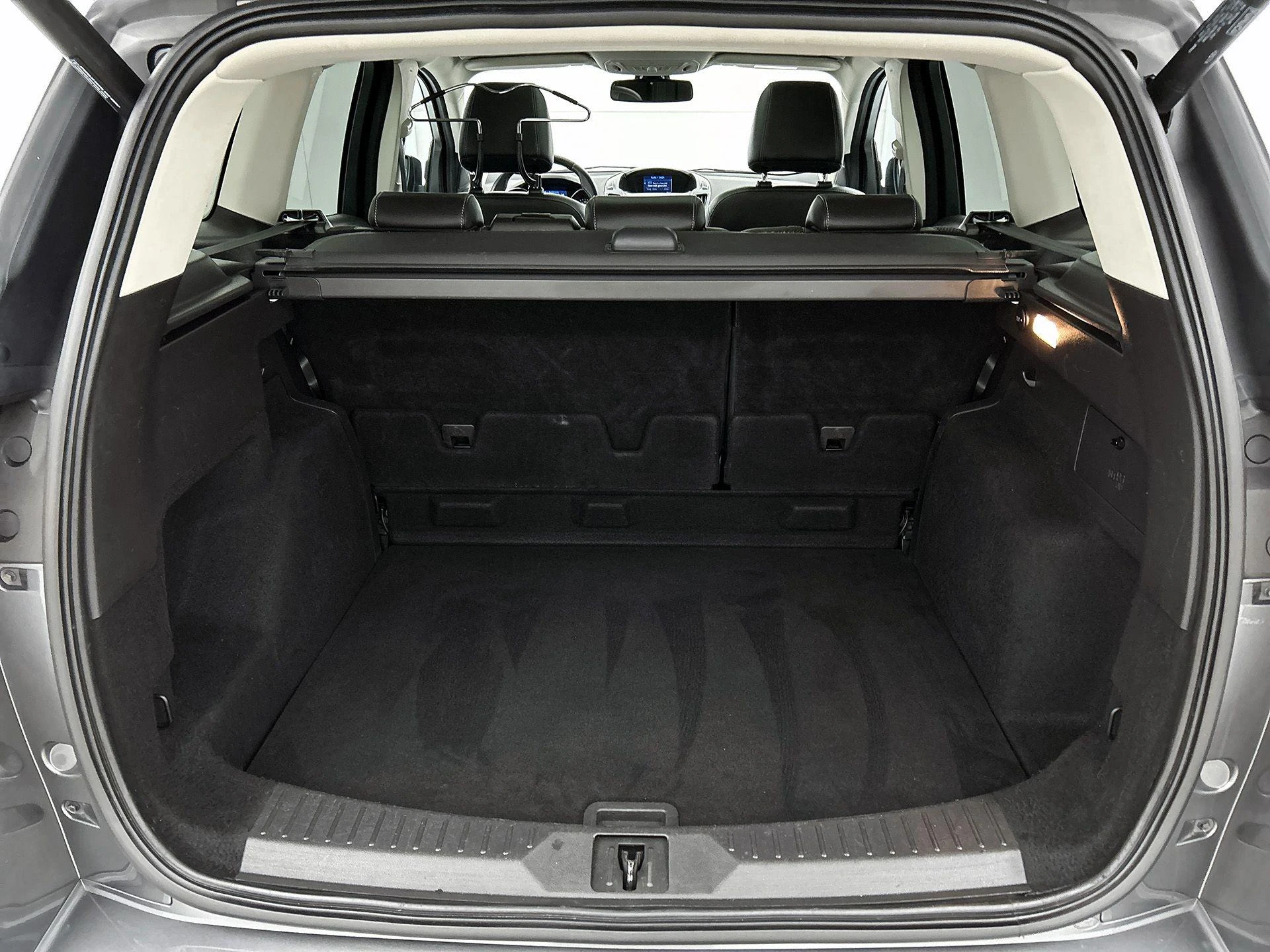 Ford-Kuga-image-14