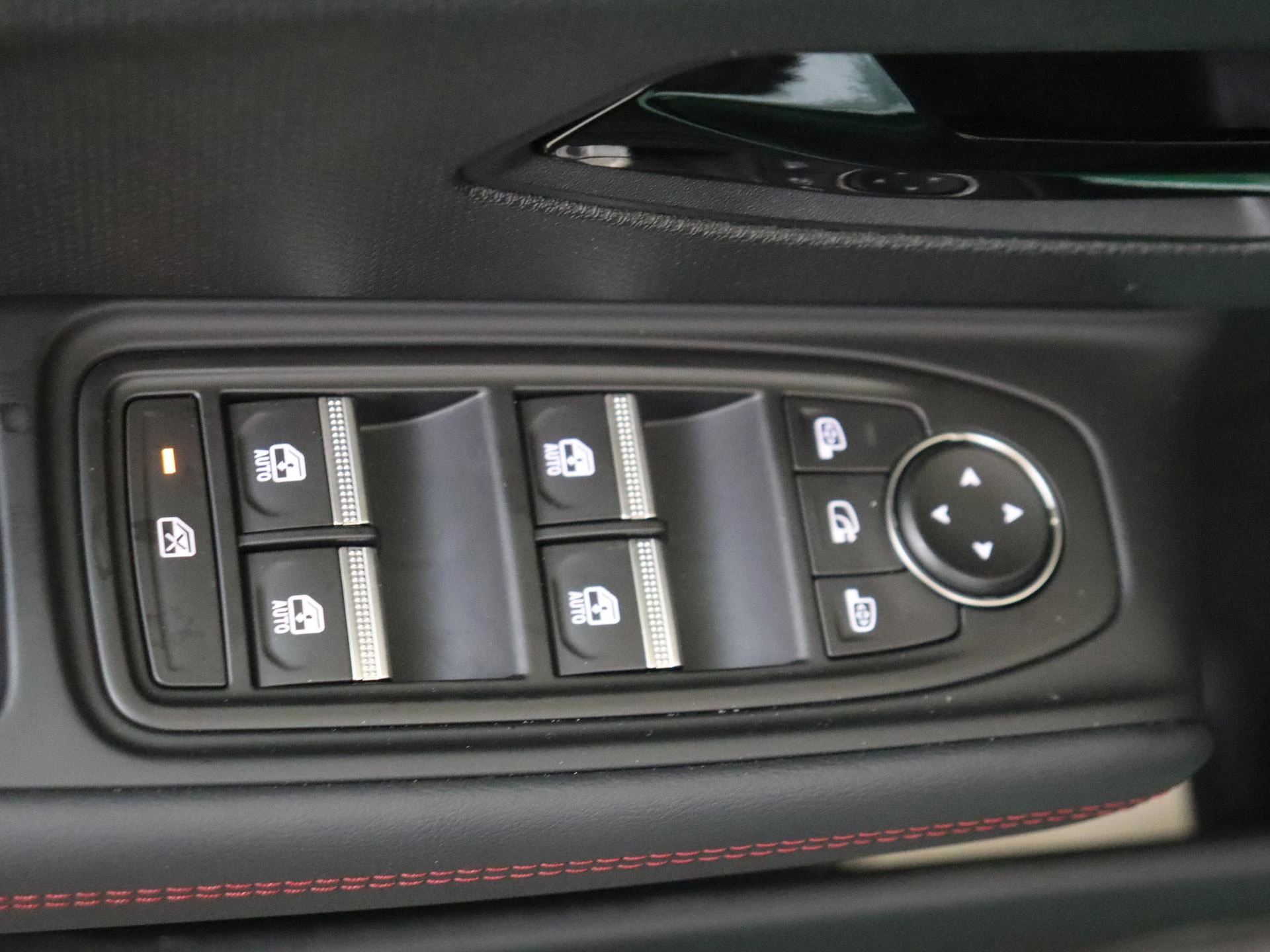 Renault-Clio-image-29