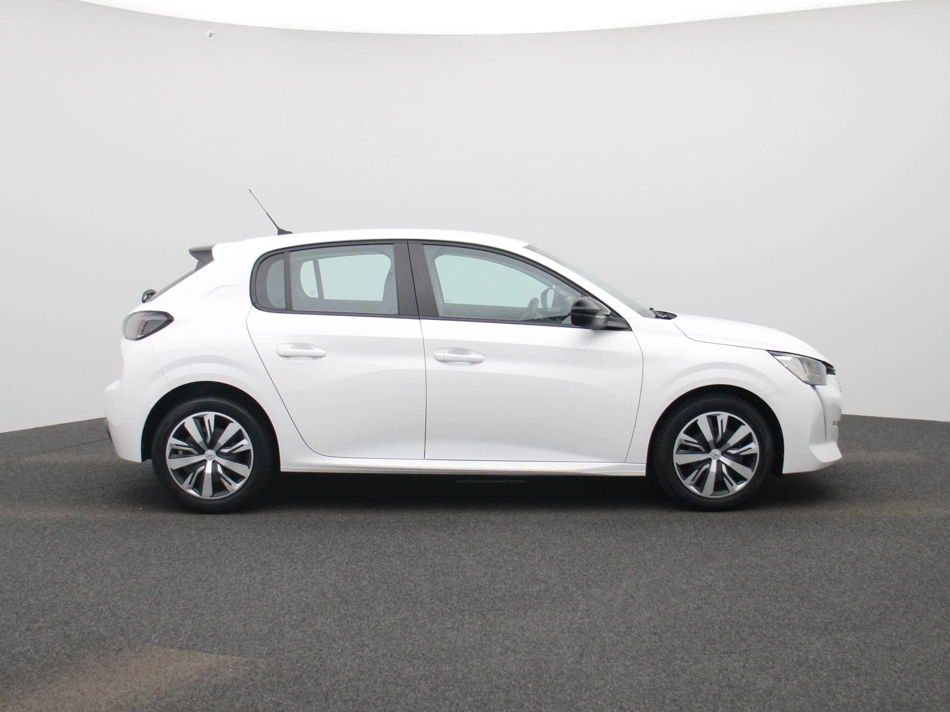 Peugeot-208-image-5