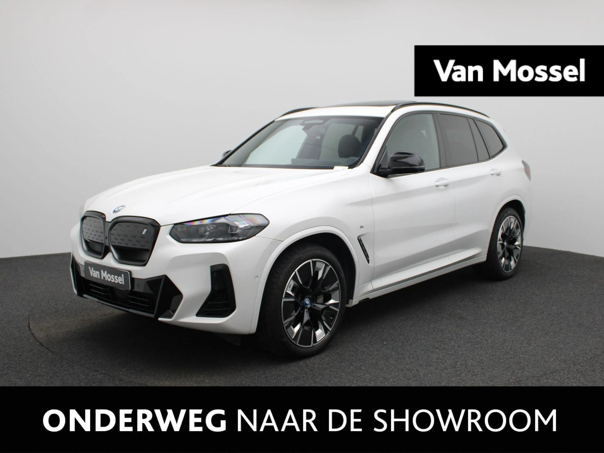 BMW-iX3-image-0