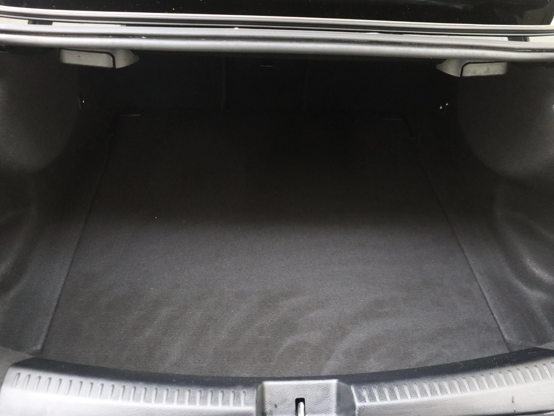 Mercedes-Benz CLA 180 Business Solution AMG
