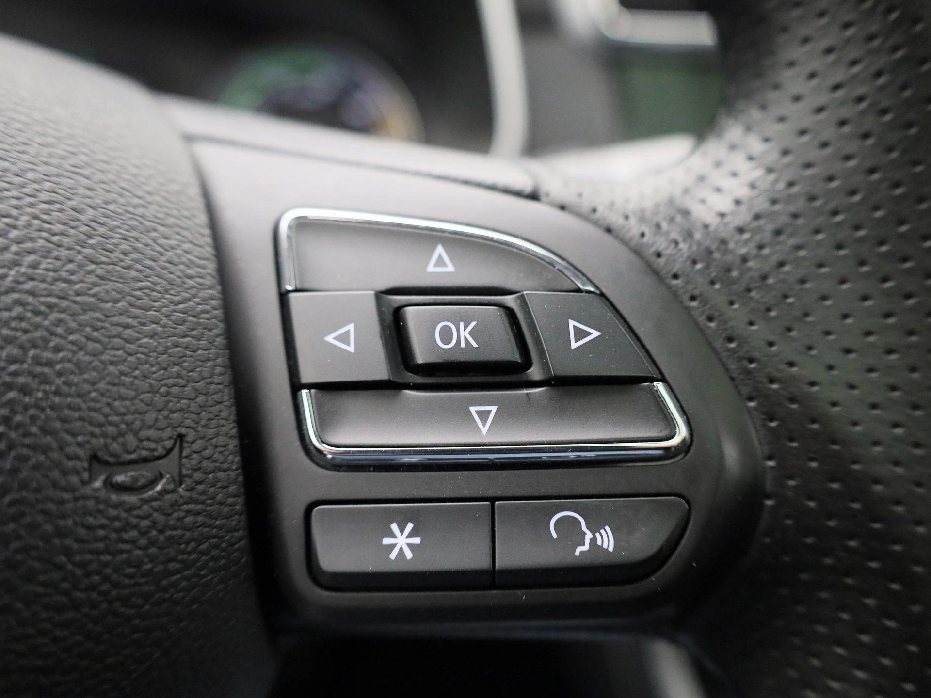 MG ZS EV Luxury 45 kWh