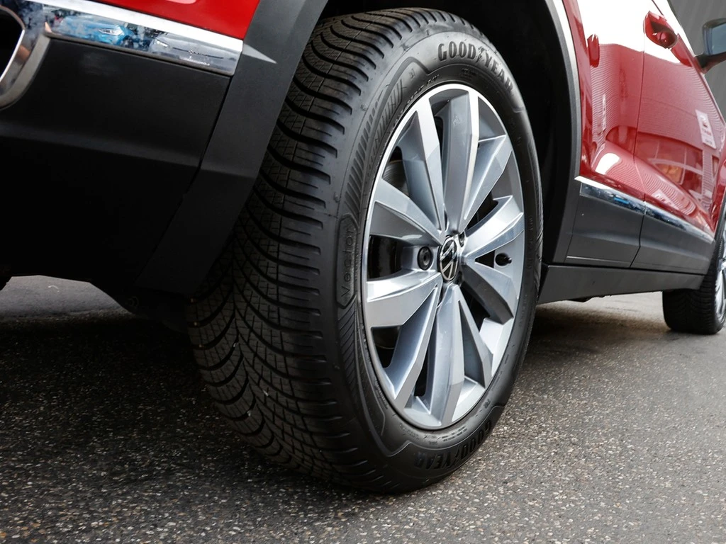 Volkswagen-T-Roc-image-4