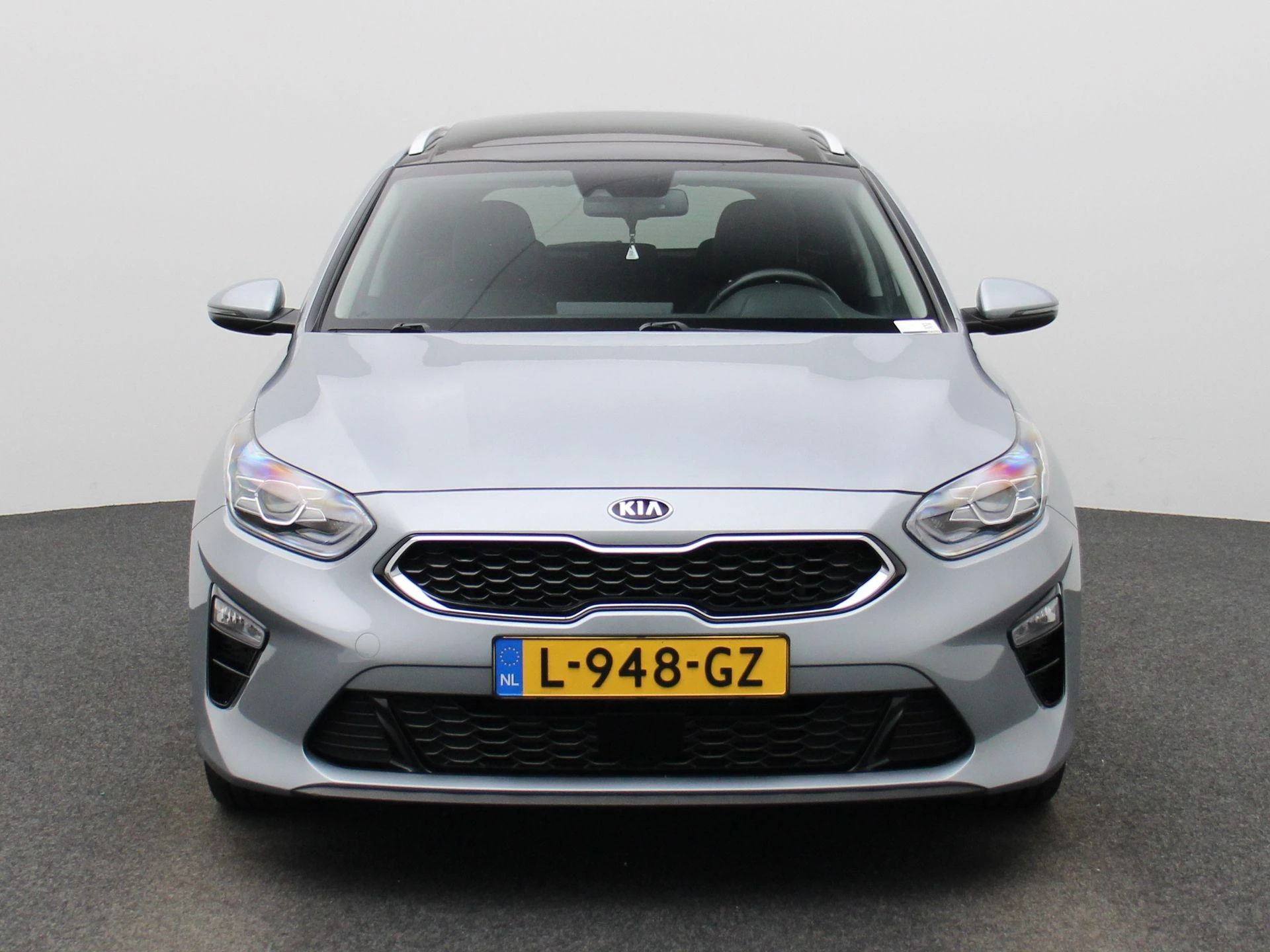 Kia-Ceed Sportswagon-image-2