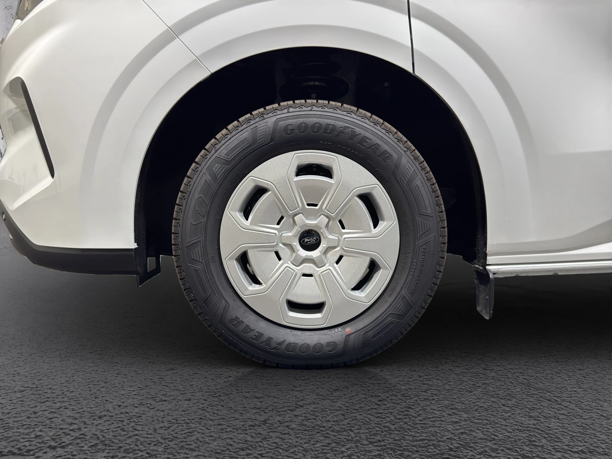Ford-Transit Custom-image-8