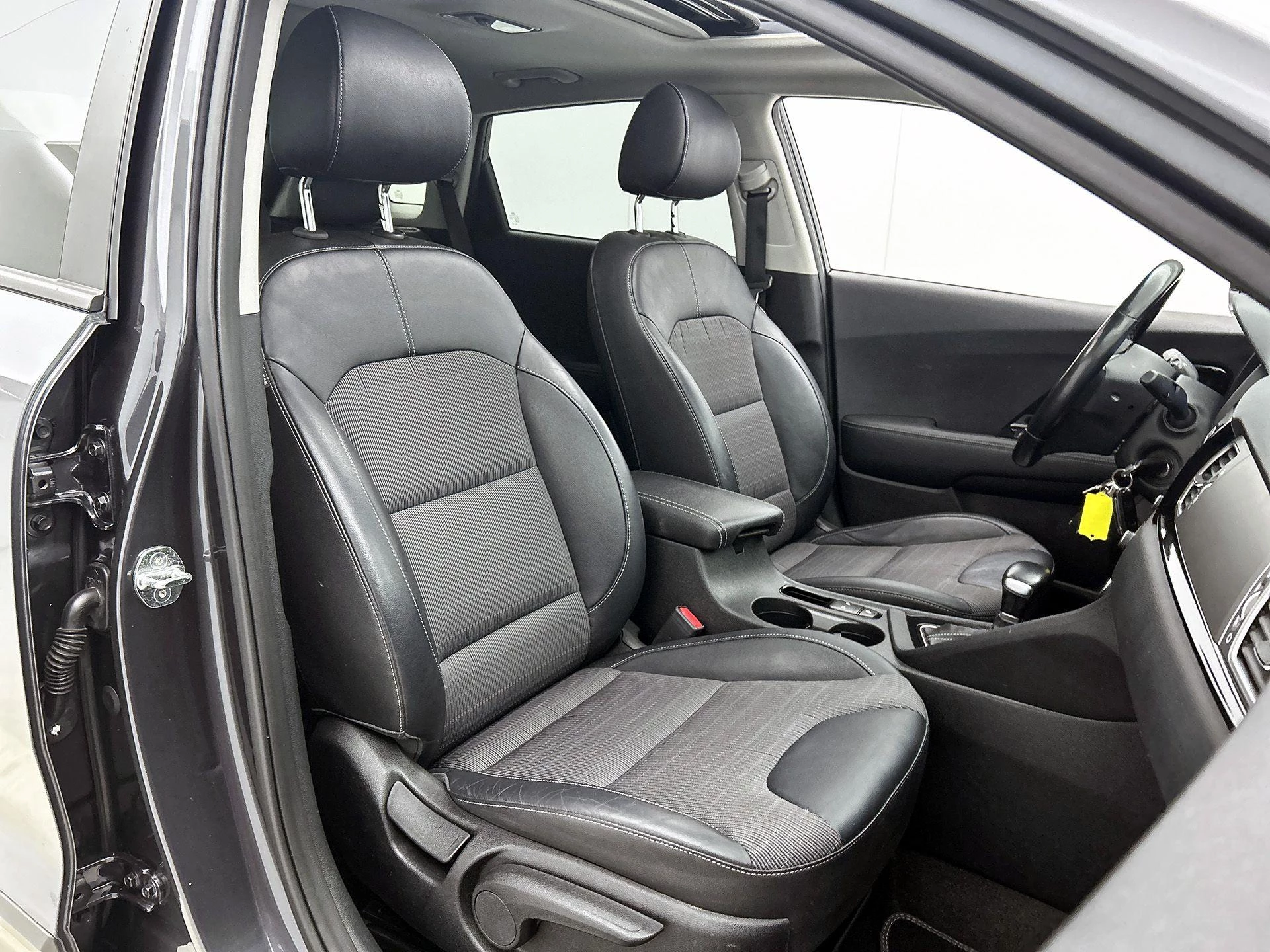 Kia-Niro-image-38