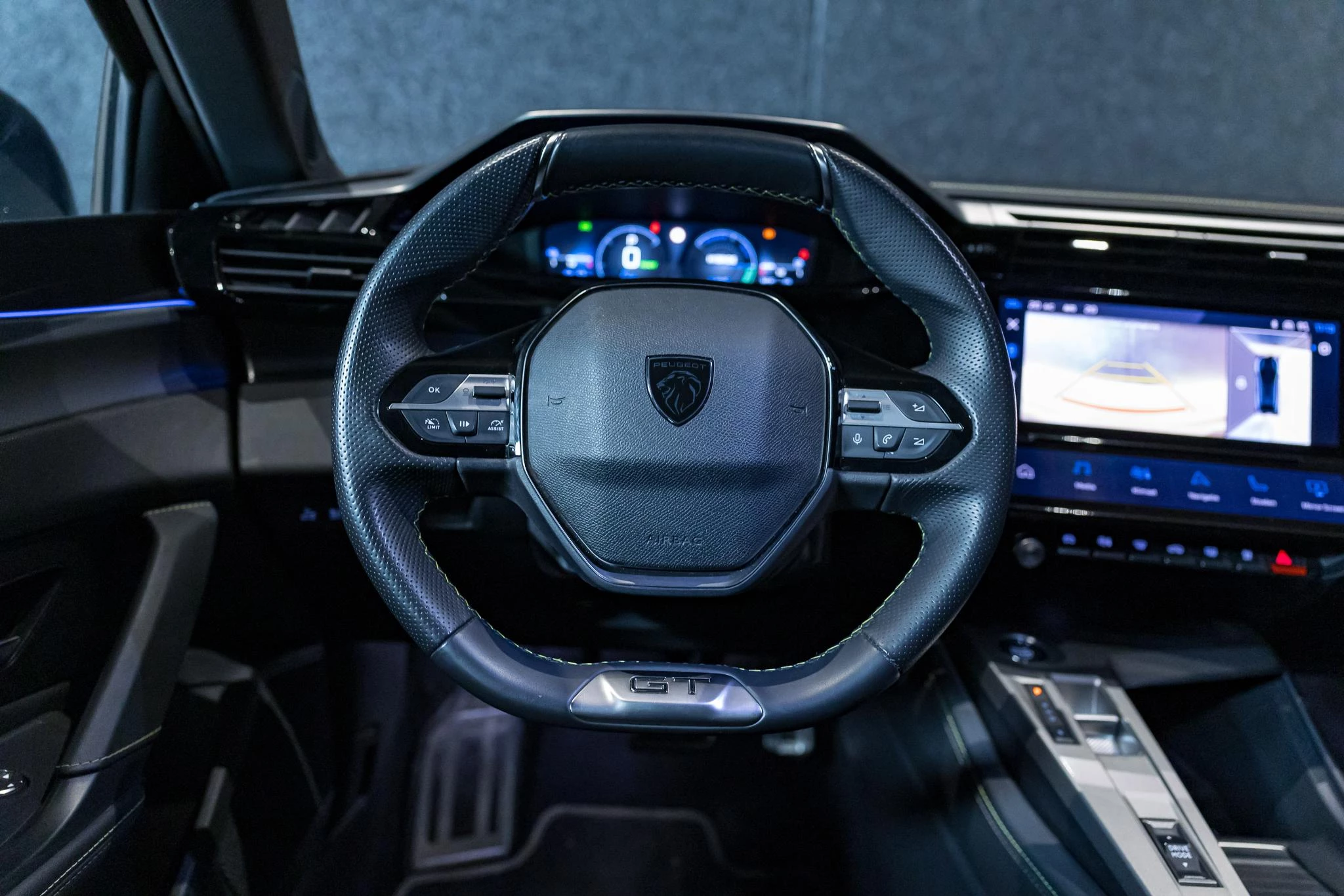 Peugeot 408 1.6 Hybrid 180 S&S EAT8 Allure