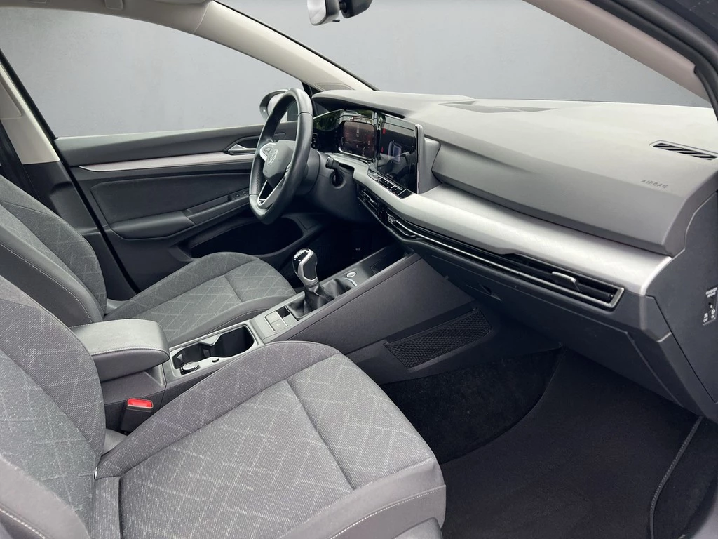 Volkswagen Golf VIII Variant 1.0 TSI Life *Navi*APP*