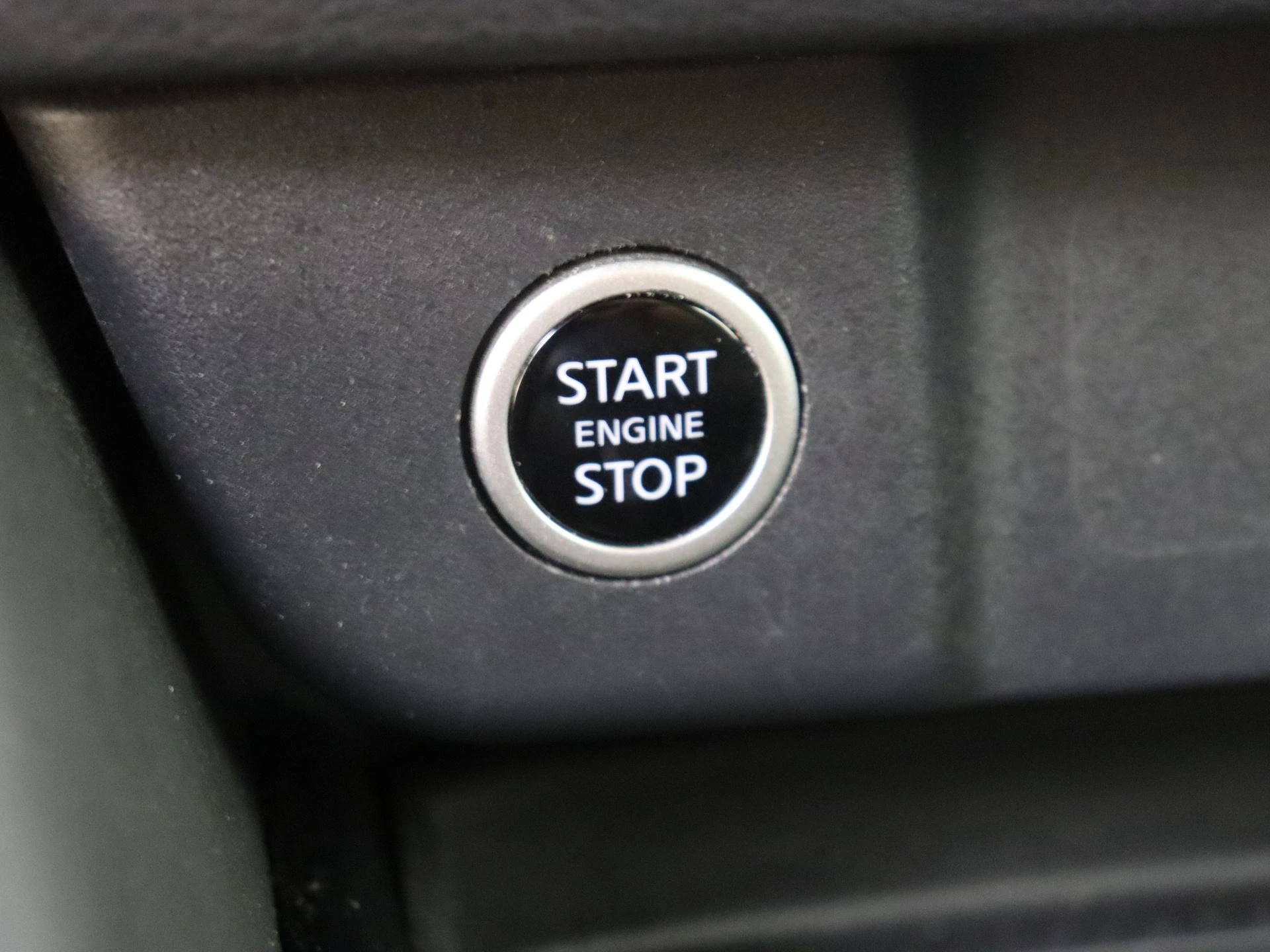 Nissan-QASHQAI-image-21