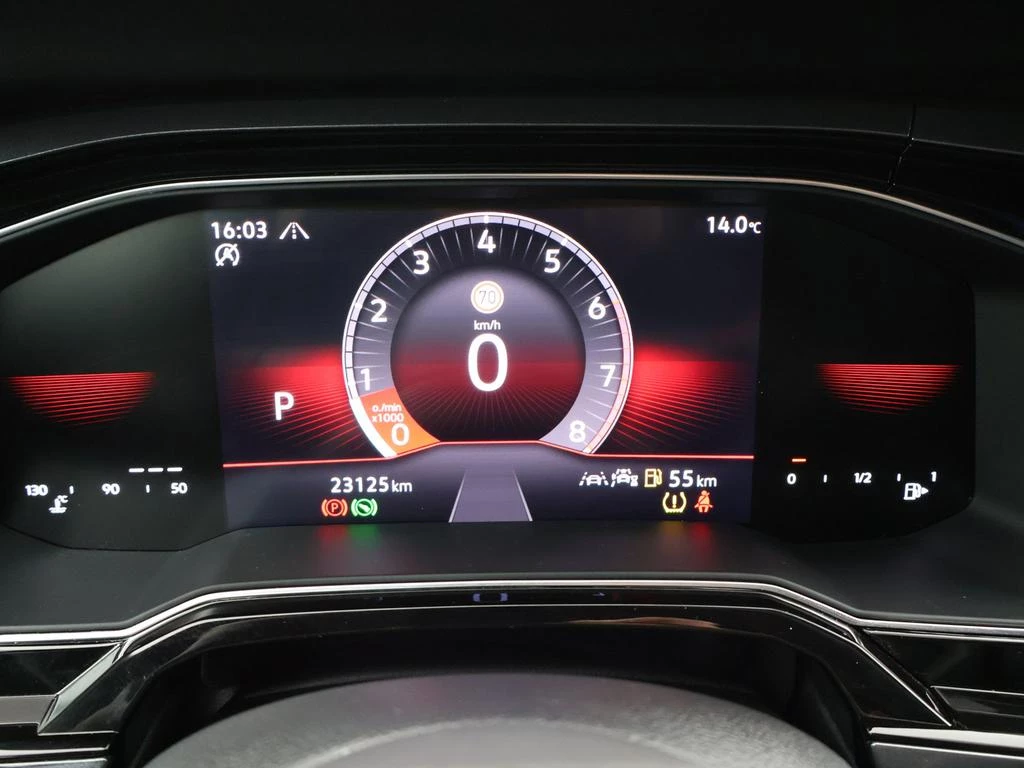 Volkswagen-Polo-image-21