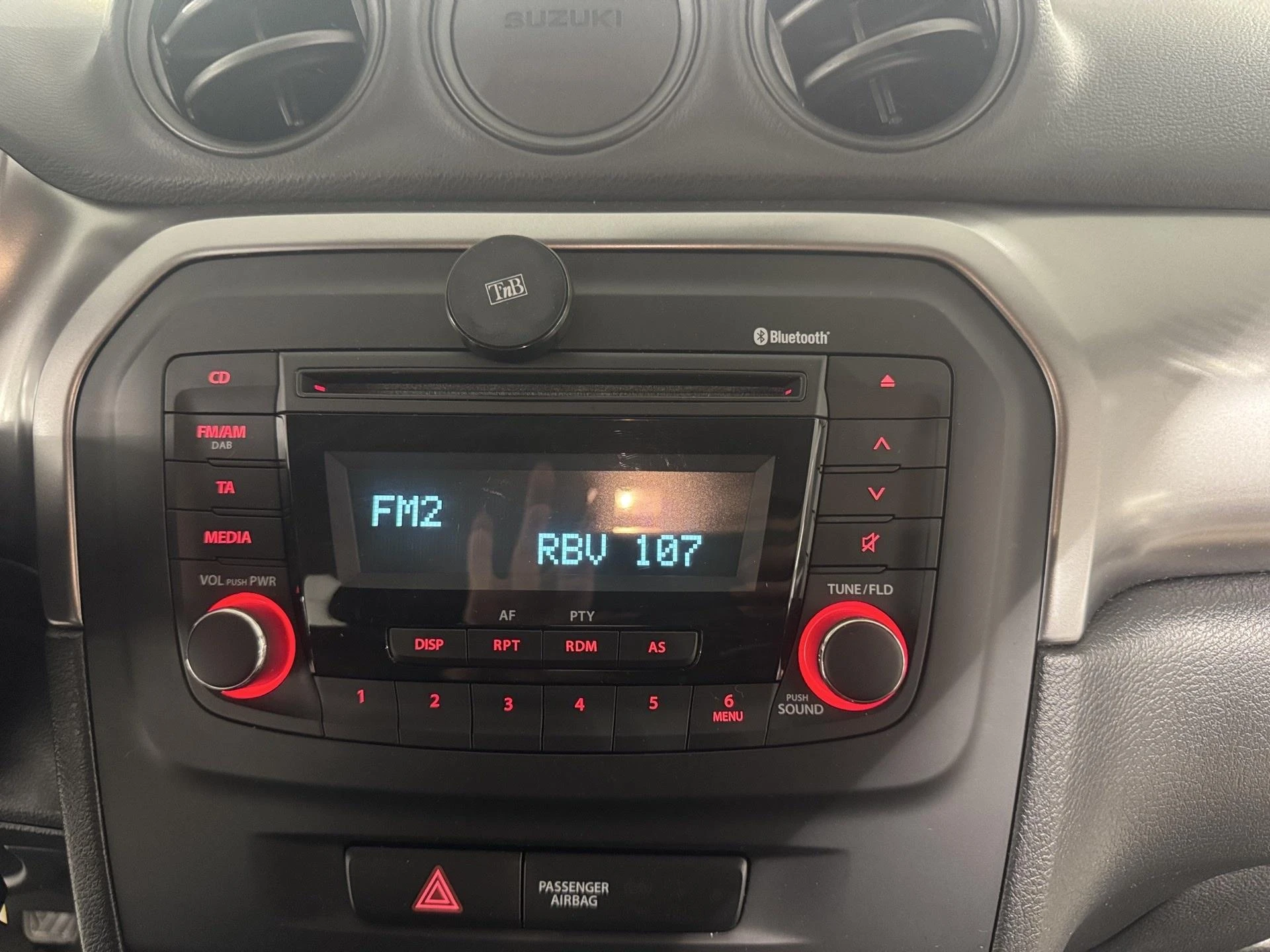 Suzuki-Grand Vitara-image-2
