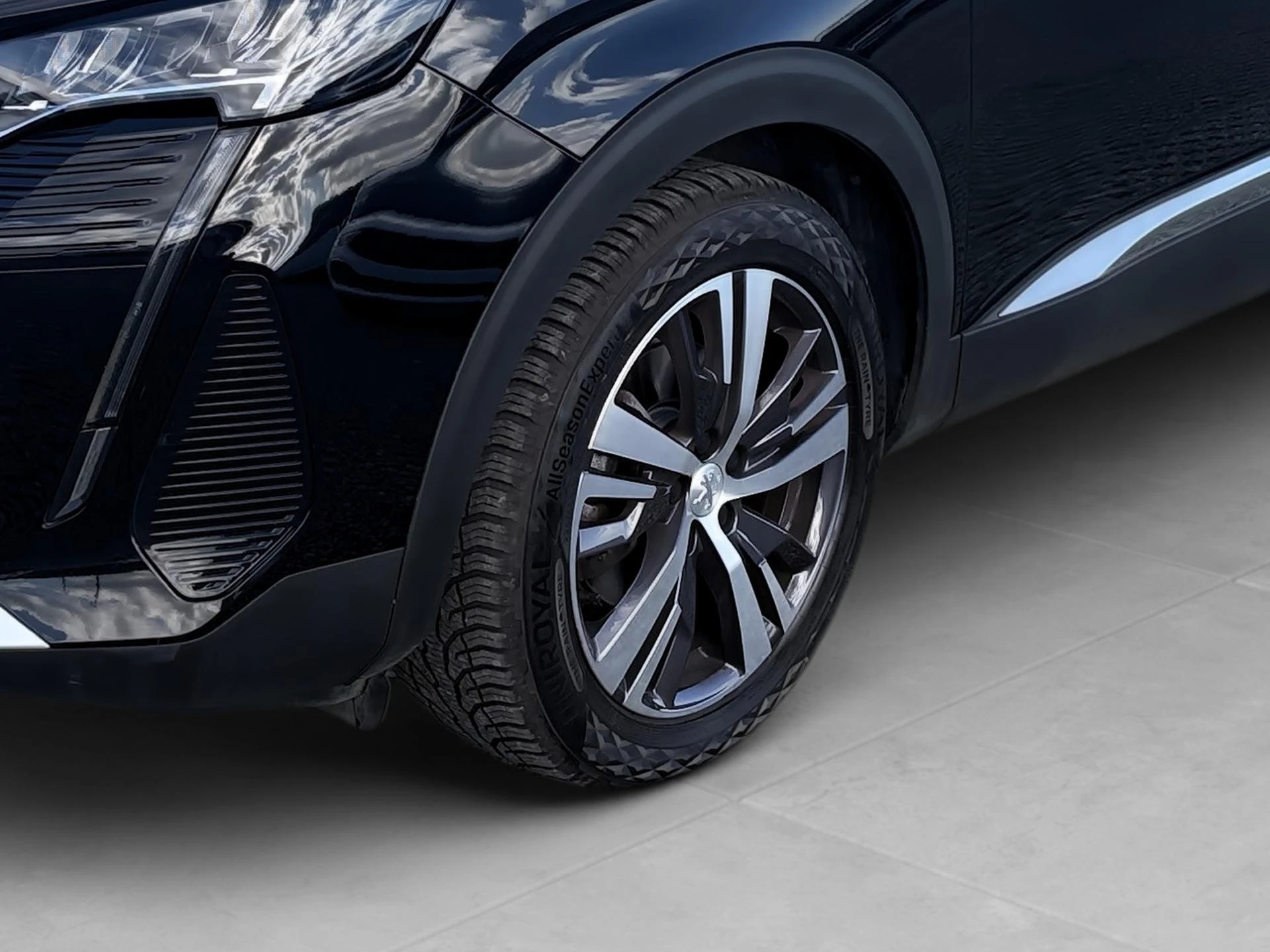 Peugeot-5008-image-19