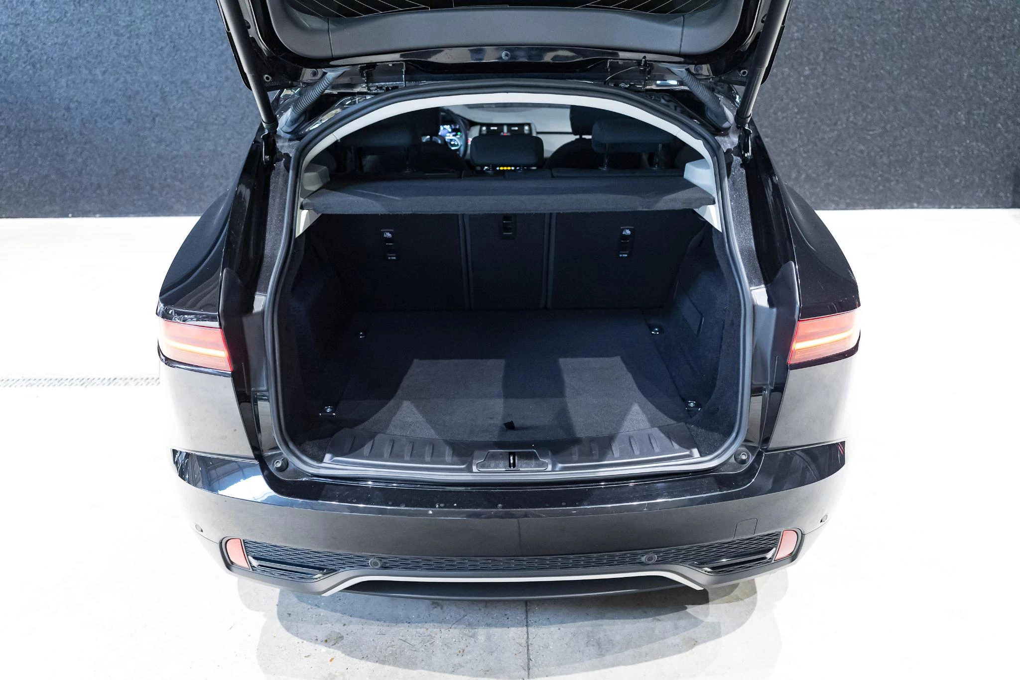 Jaguar-E-PACE-image-5