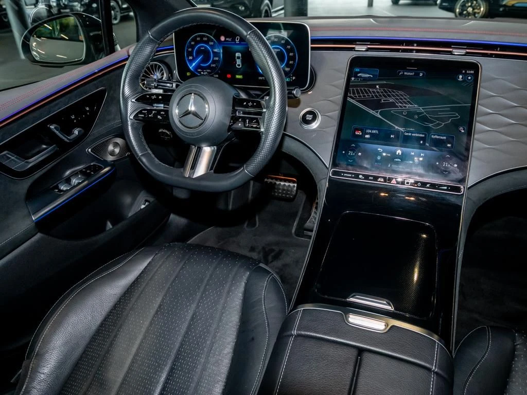 Mercedes-Benz-EQE 500-image-9