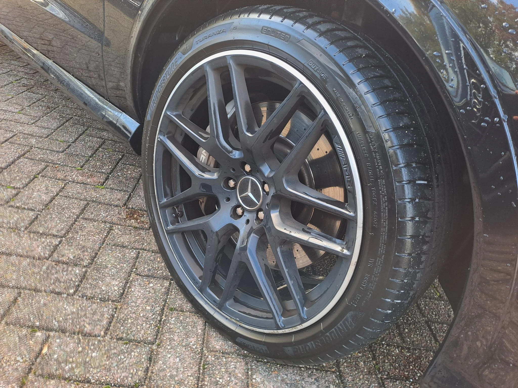 Mercedes-Benz-GLE-image-5