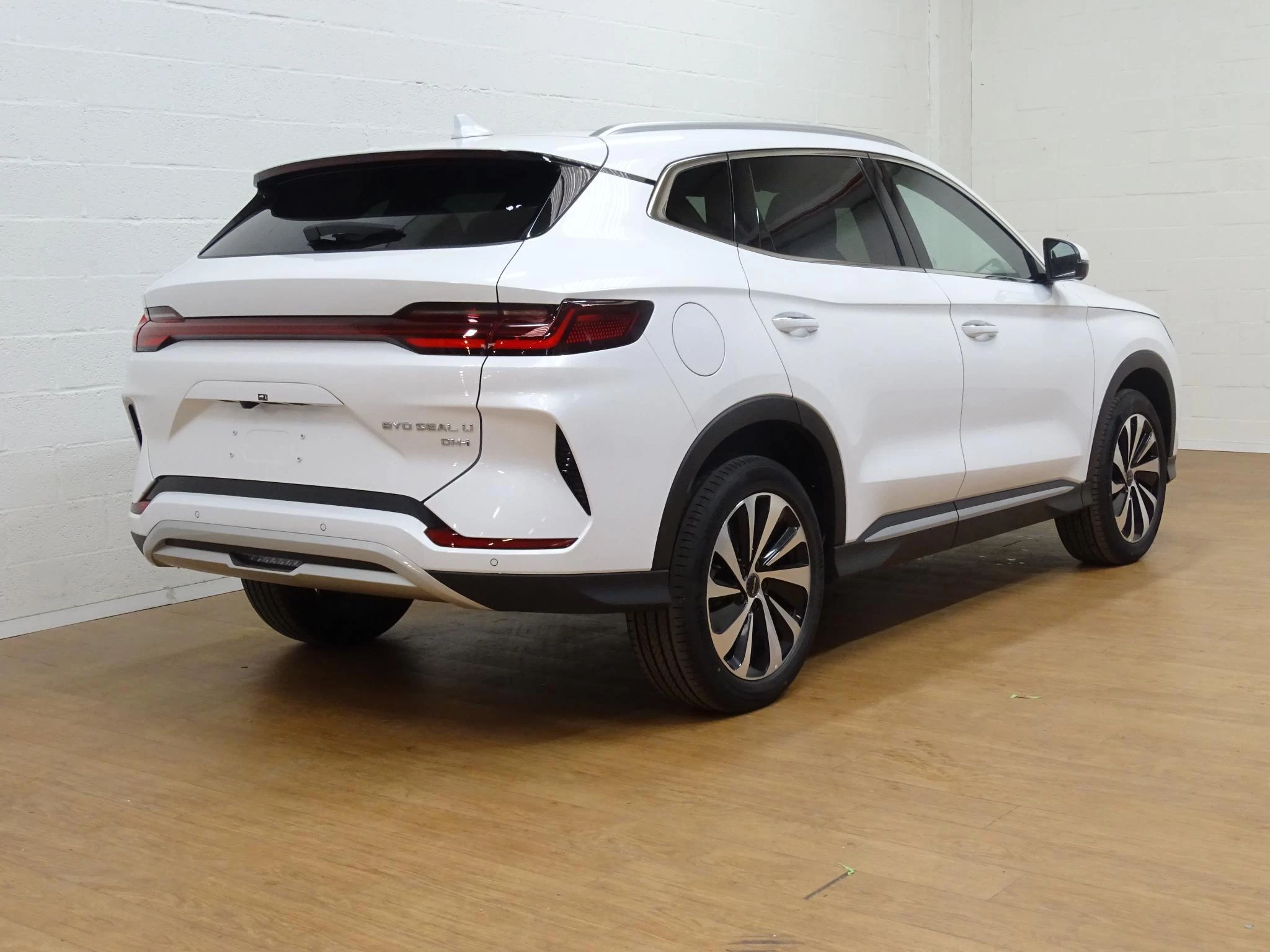 BYD SEAL U DM-I PHEV Boost