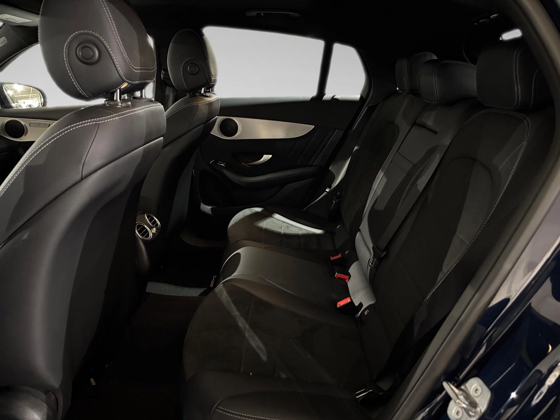 Mercedes-Benz-GLC-image-10