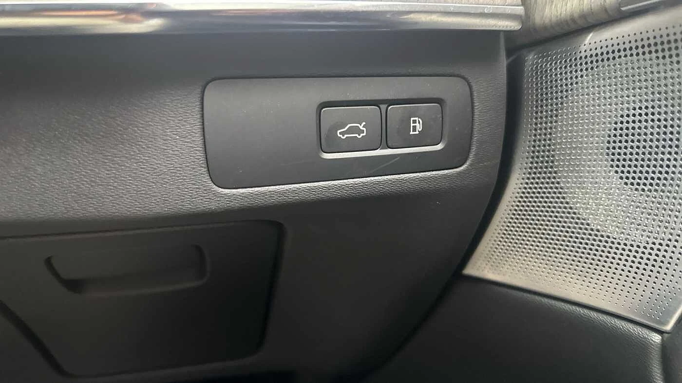 Volvo-XC90-image-37
