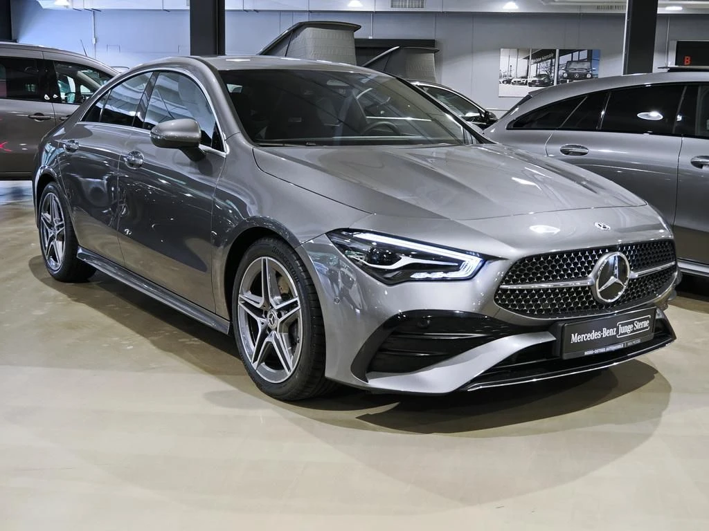 Mercedes-Benz-CLA 200 d-image-4