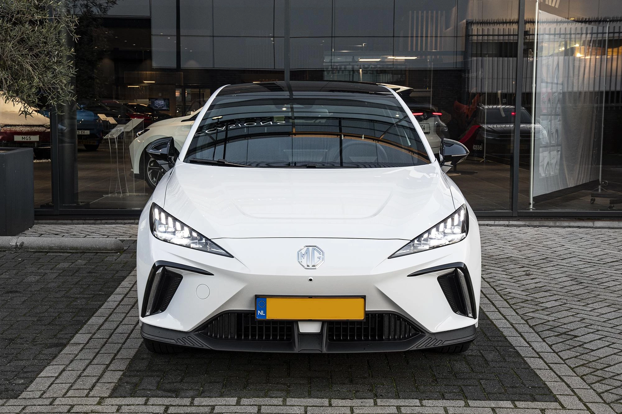 MG MG4 Luxury 64 kWh