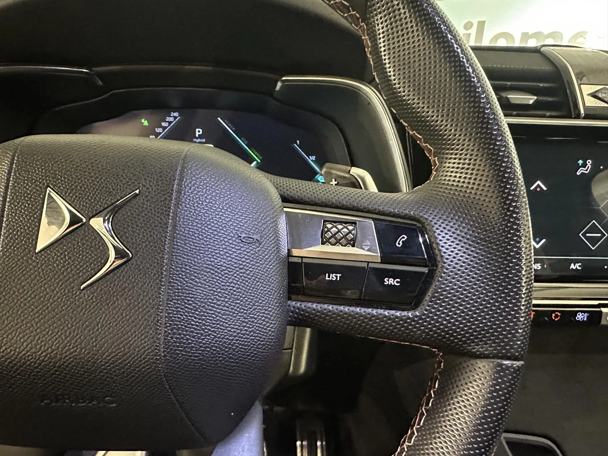 DS DS 7 Crossback E-Tense Performance Line