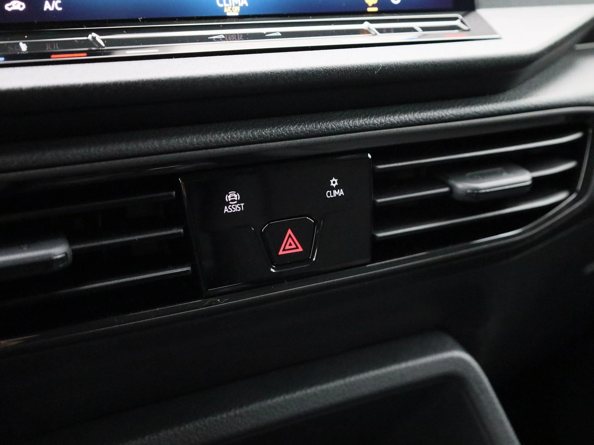 Volkswagen-Caddy-image-21