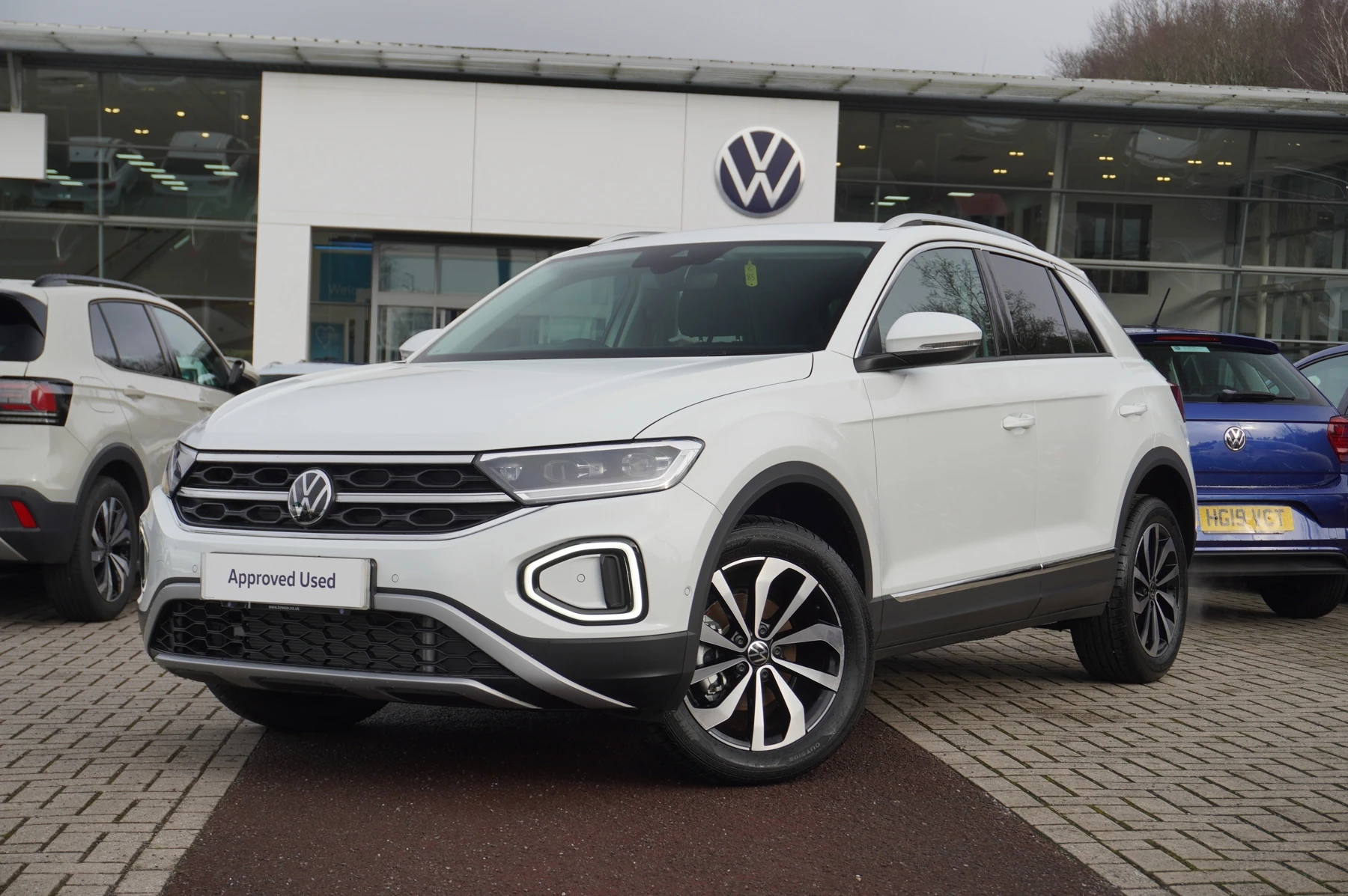 Volkswagen-T-Roc-image-19