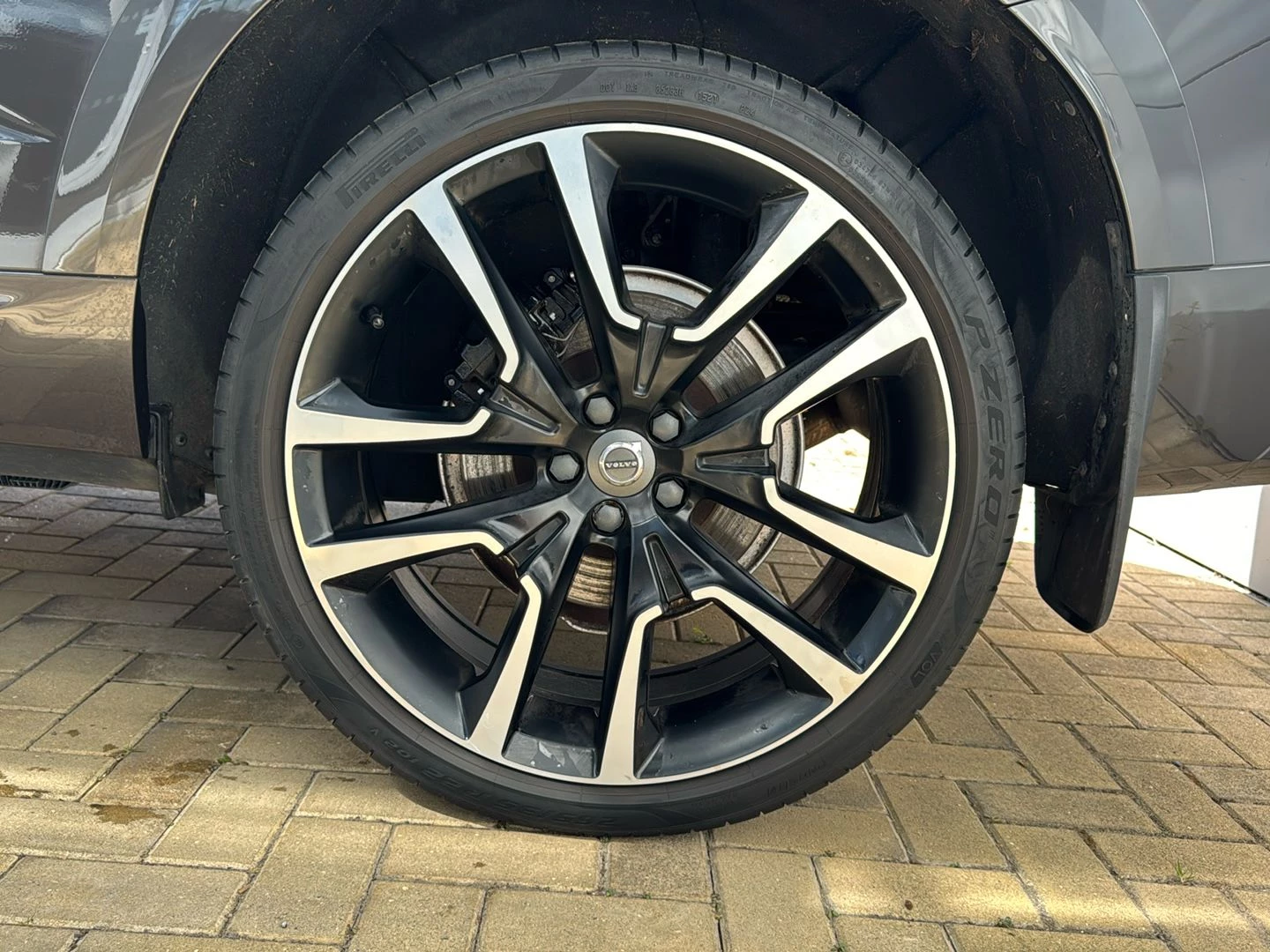 Volvo-XC60-image-7