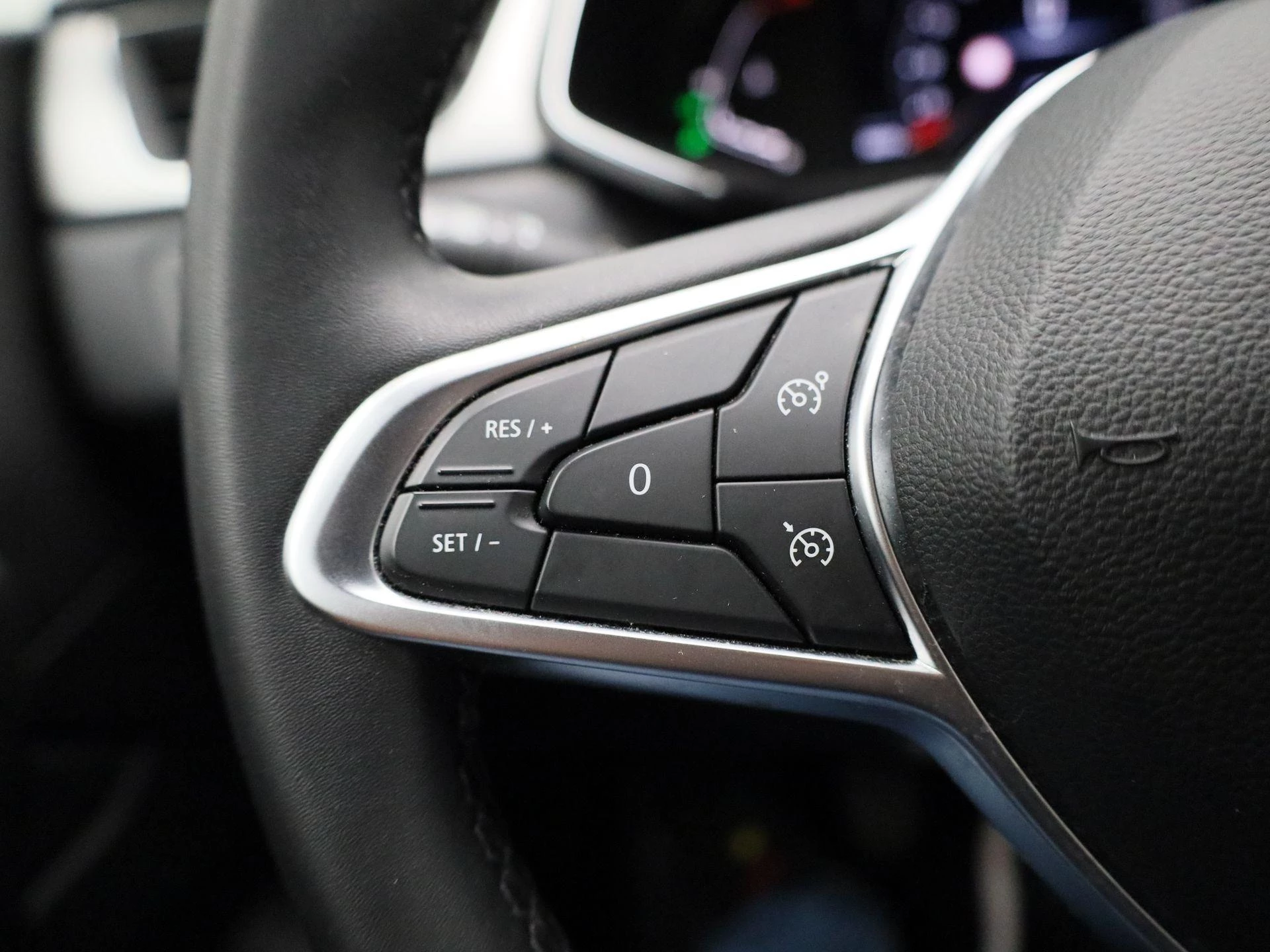 Renault-Captur-image-18