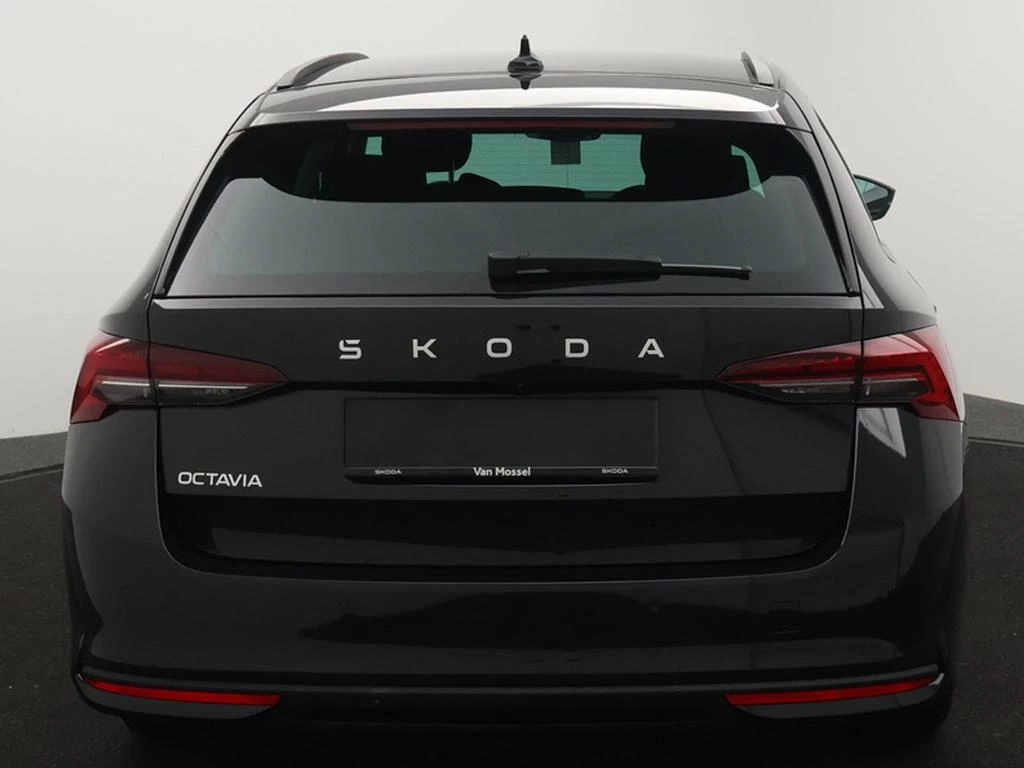 Škoda-Octavia-image-3
