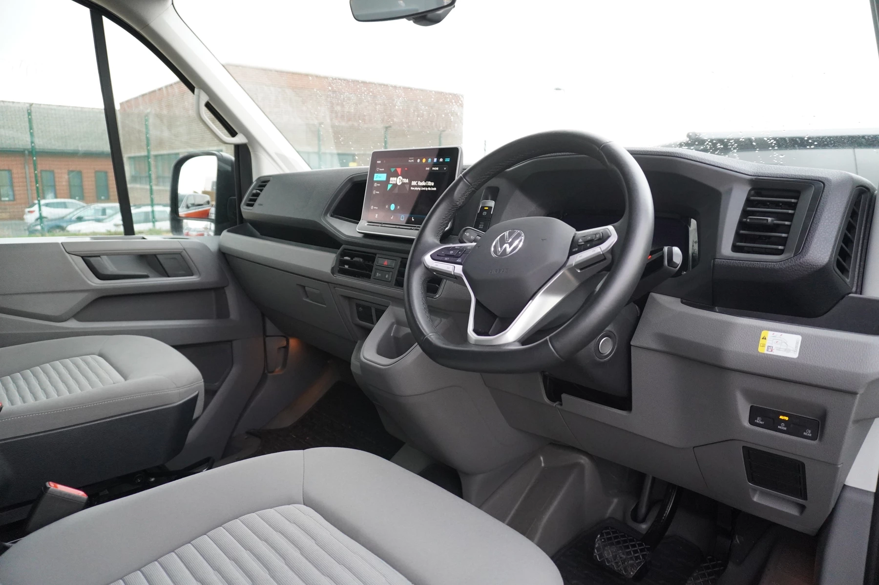 Volkswagen-California-image-5