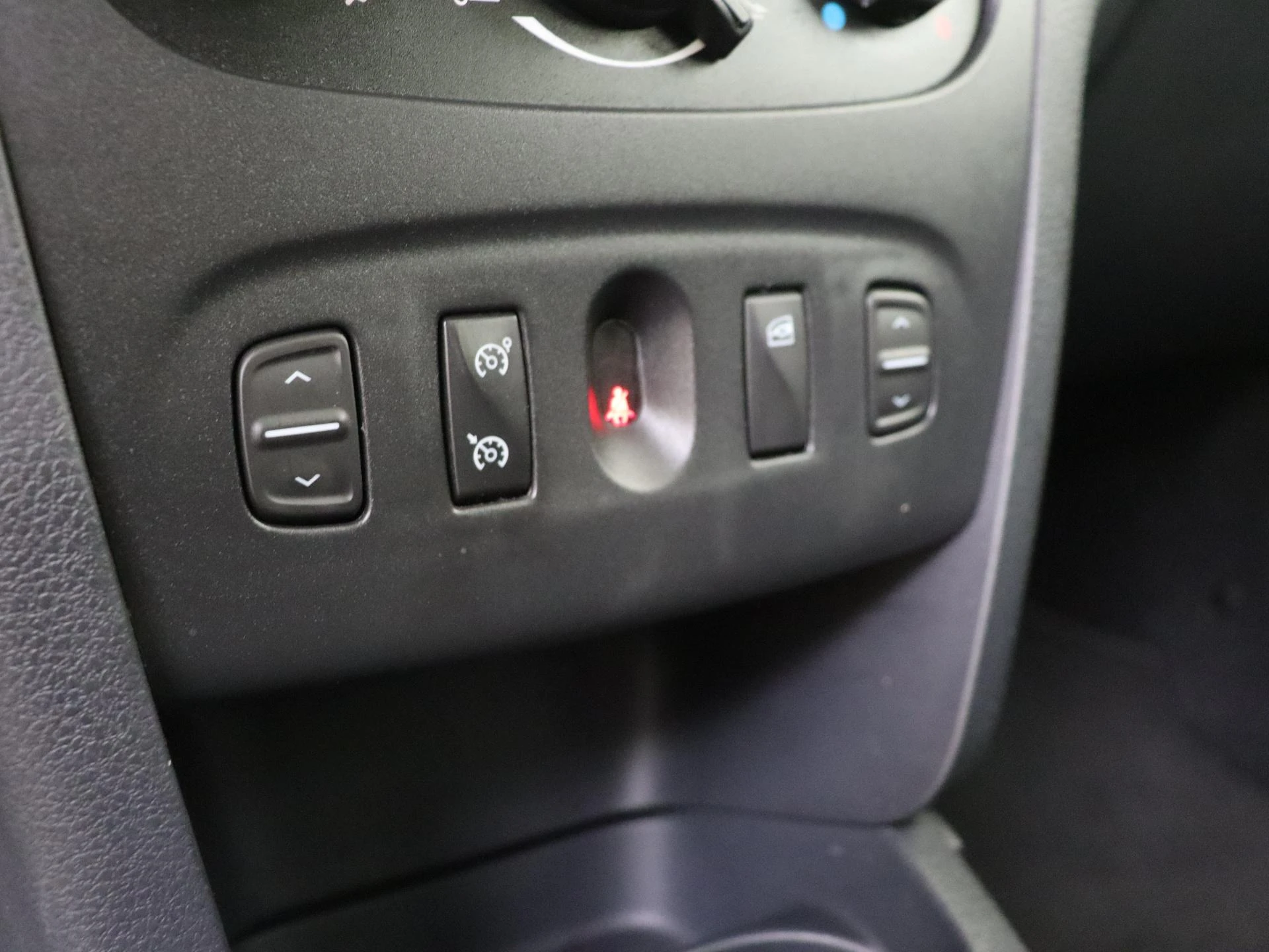 Dacia-Sandero Stepway-image-18