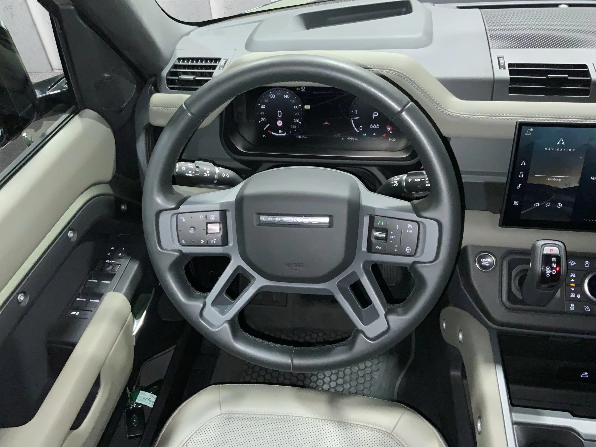 Land Rover Defender 110 D300 X-Dynamic SE | Komf.Plus