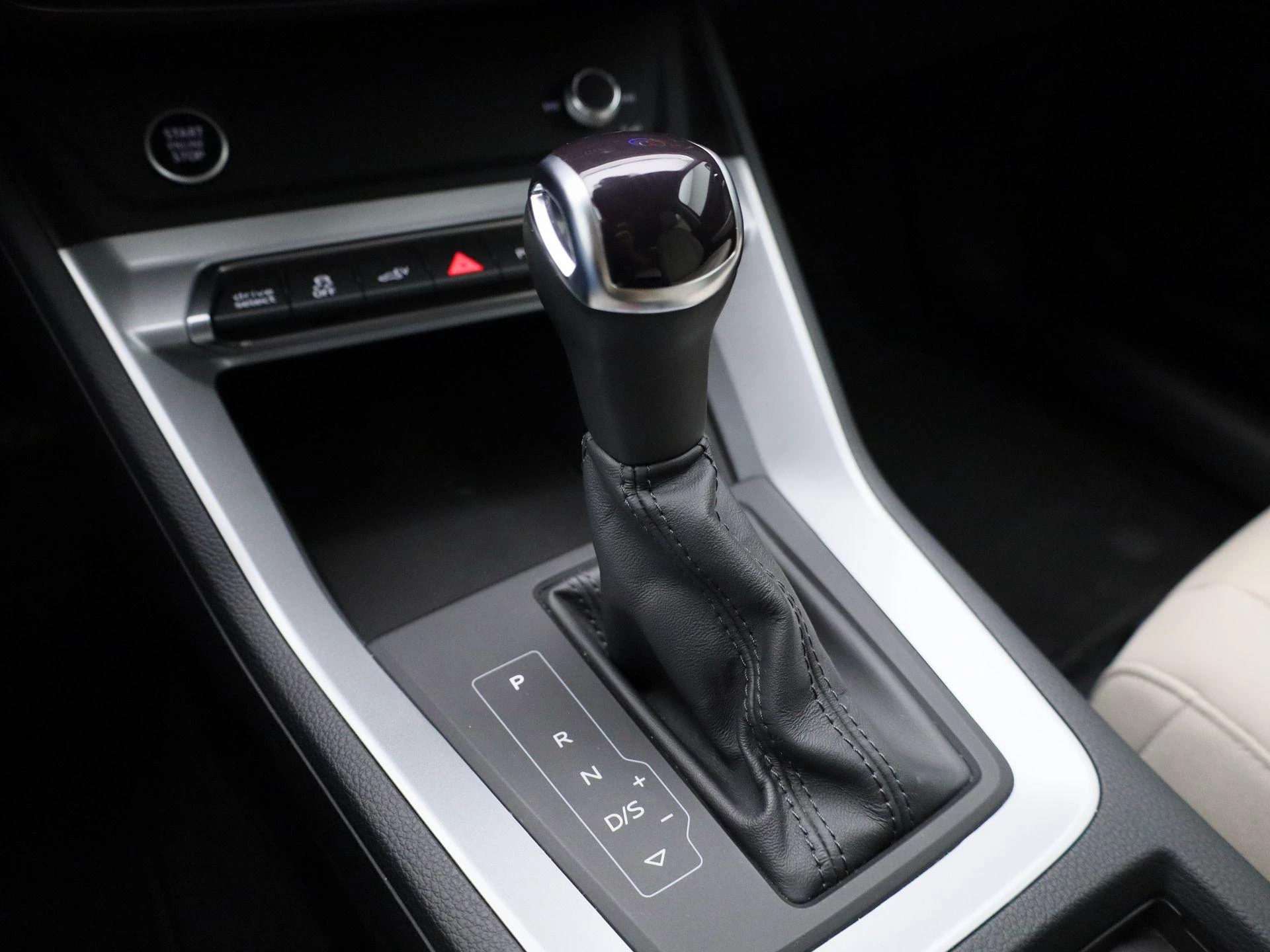 Audi Q3 45 TFSI e S tronic S Line