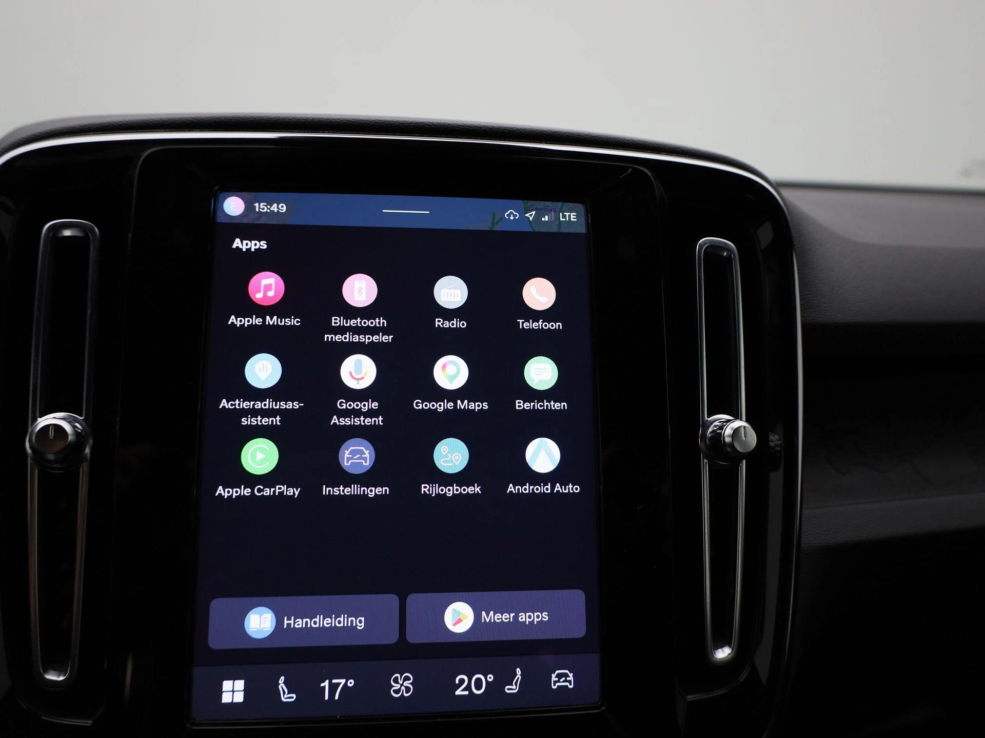 Volvo-XC40-image-15